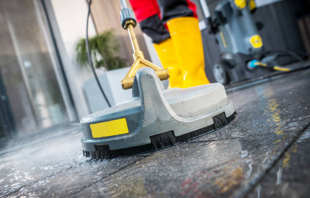 Best Garage Pressure Washing  in Shippensburg University, PA